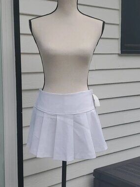 NWT Y2K Full Coverage USA Front Pleated Mini Skirt